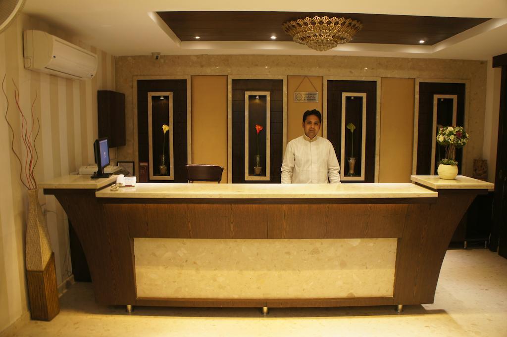 Hotel Surya Prime Kota  Εξωτερικό φωτογραφία