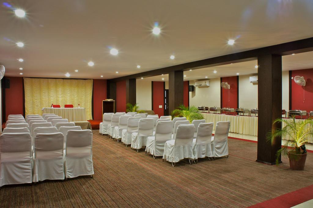 Hotel Surya Prime Kota  Εξωτερικό φωτογραφία